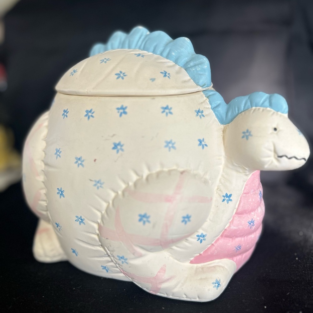 Vintage Berco Quilted Dinosaur Cookie Jar rare retro kitschy
